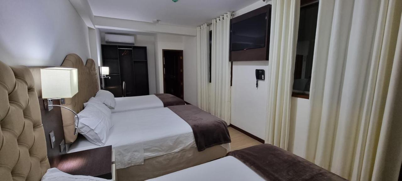 Hotel Imperio Real トルヒーリョ エクステリア 写真