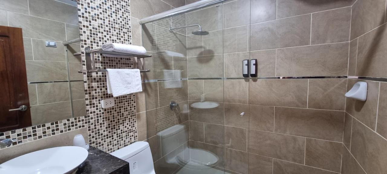 Hotel Imperio Real トルヒーリョ エクステリア 写真